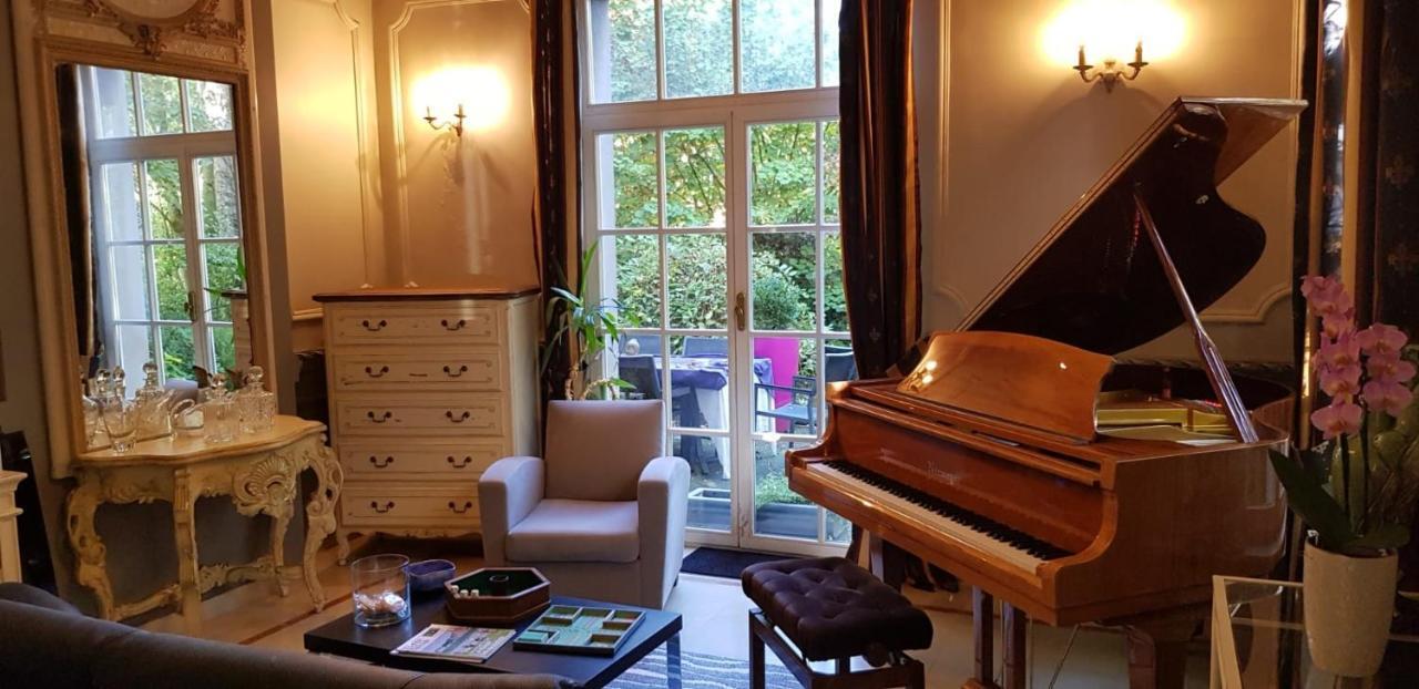 Les Grands Arbres Bed and Breakfast Bruselas Exterior foto